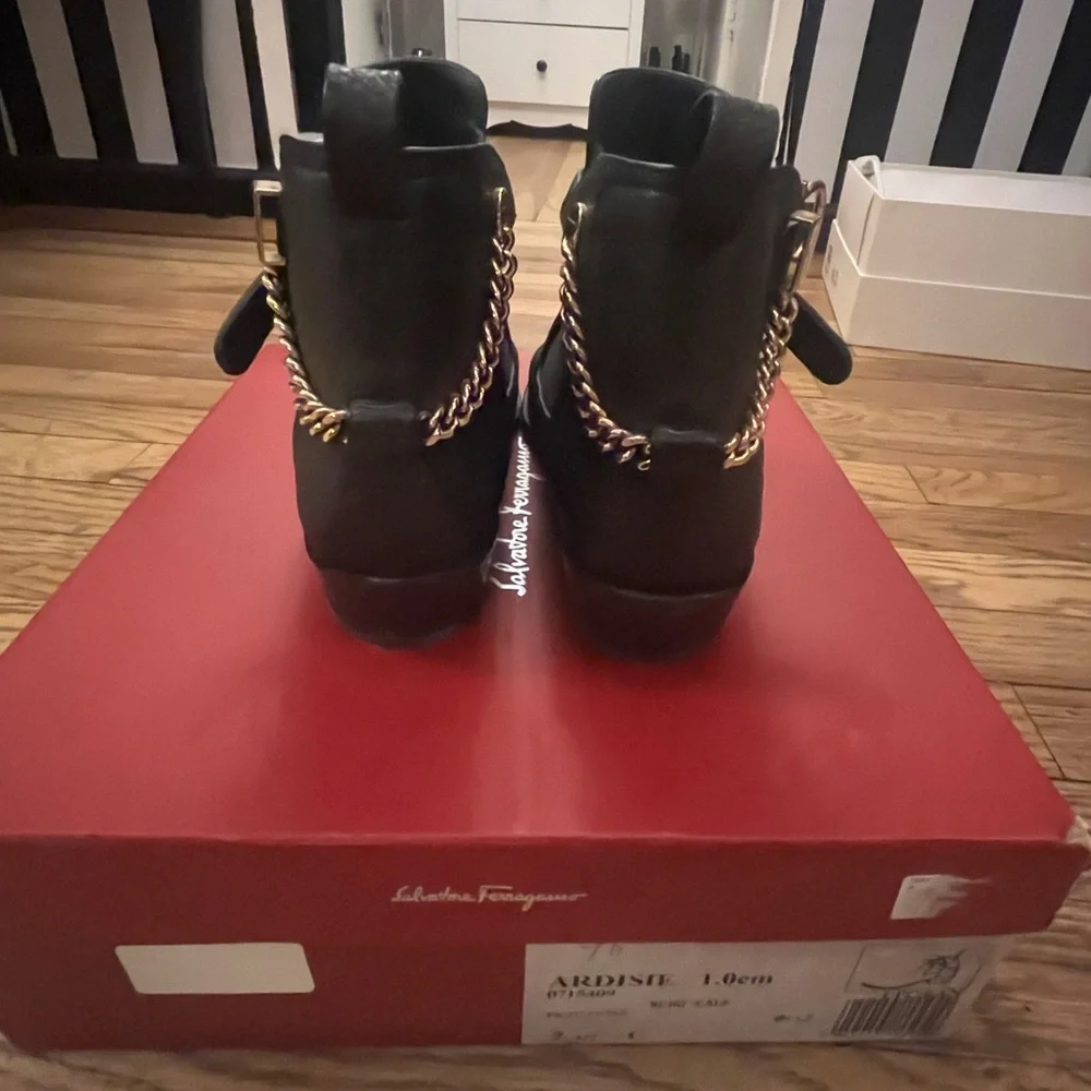 Salvatore Ferragamo beautiful ankle